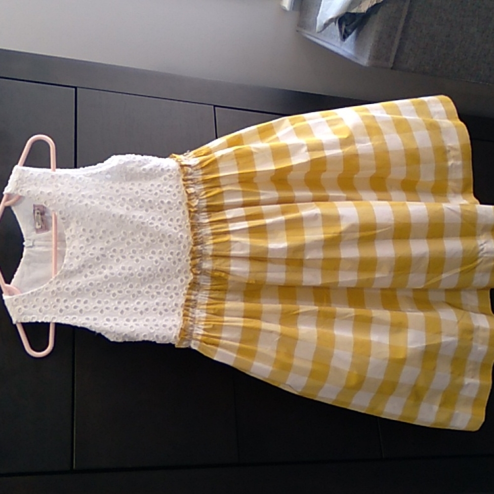 Monnalisa size 6 girls gingham bottom and eyelet top zipper closure party dress